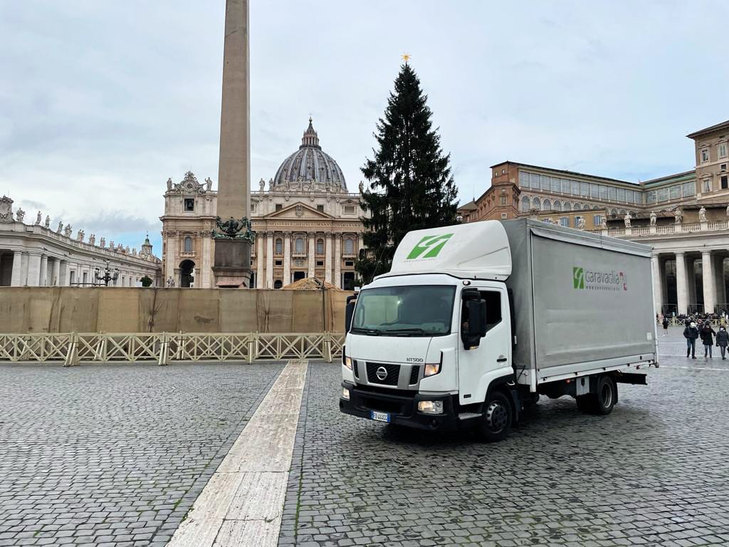 Il presepe in Piazza San Pietro